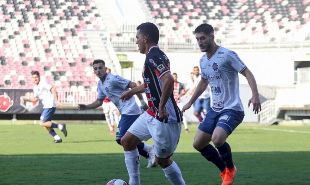 Jec enfrenta Caxias (RS) brigando pela liderança