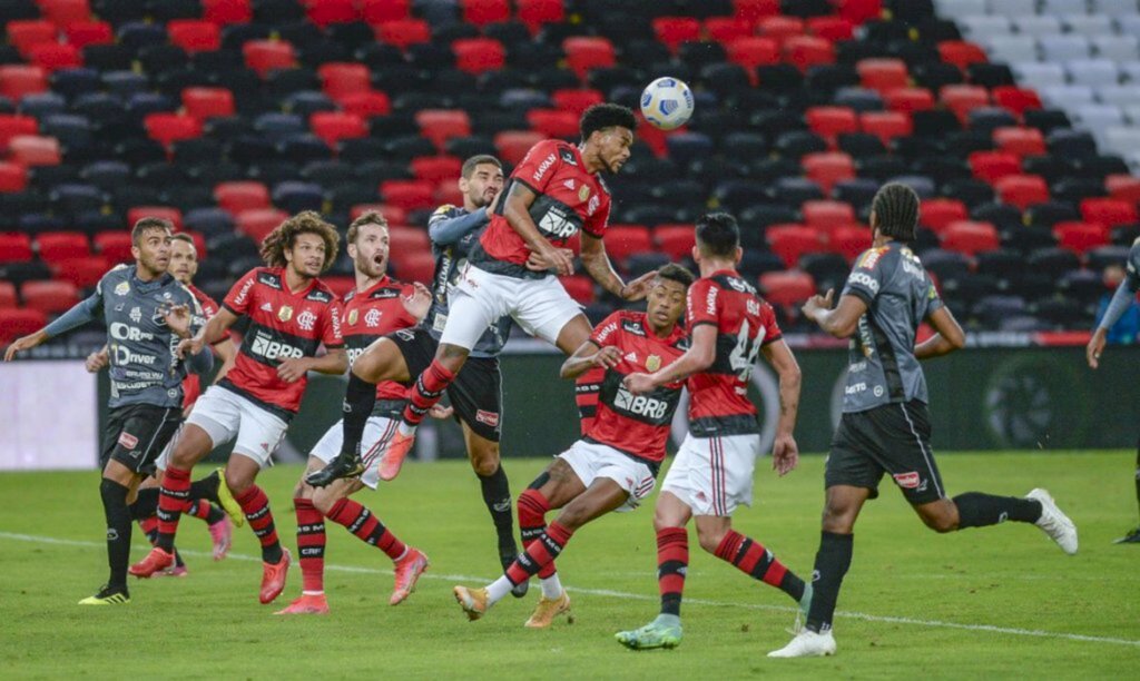 Flamengo goleia ABC e fica perto das quartas da Copa do Brasil