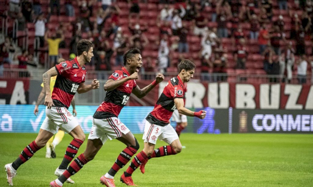 Flamengo bate Defensa y Justicia e avança na Libertadores