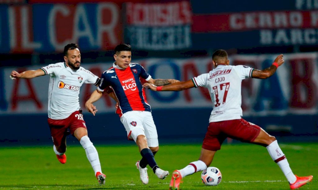 Conmebol adia jogo entre Fluminense e Cerro Porteño pela Libertadores