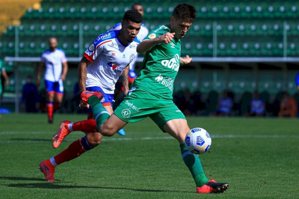 Bahia bate a Chapecoense por 2 a 0