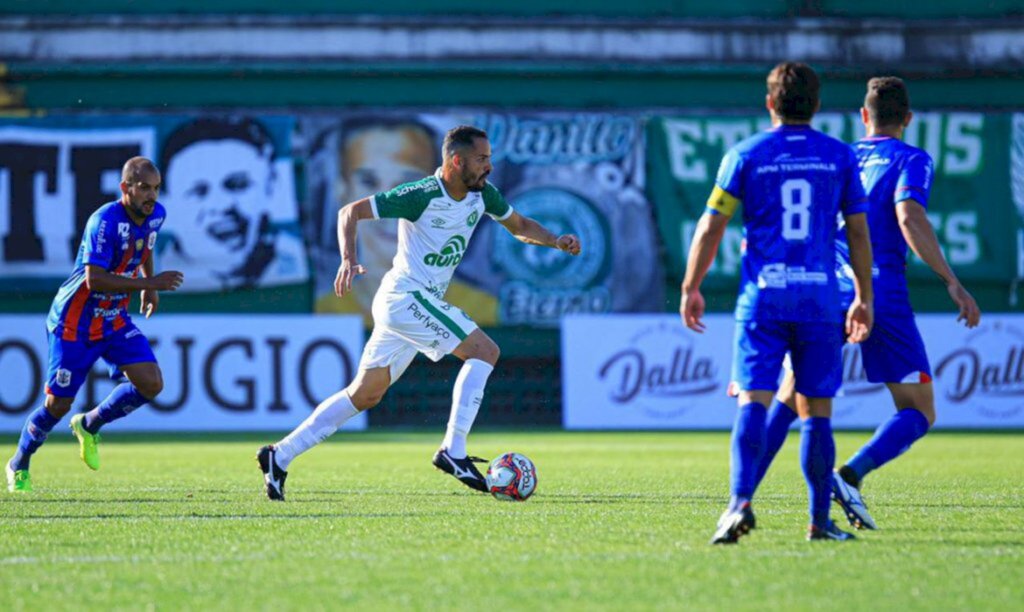 Após empate com Marcílio Dias, Chapecoense chega à final