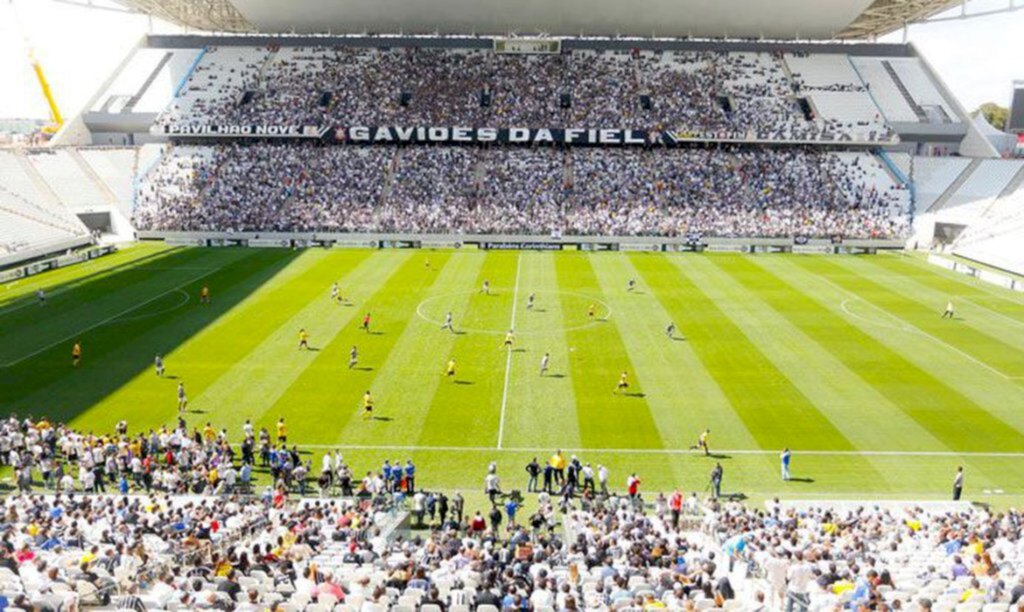 Corinthians e Palmeiras duelam pela semifinal do Paulistão