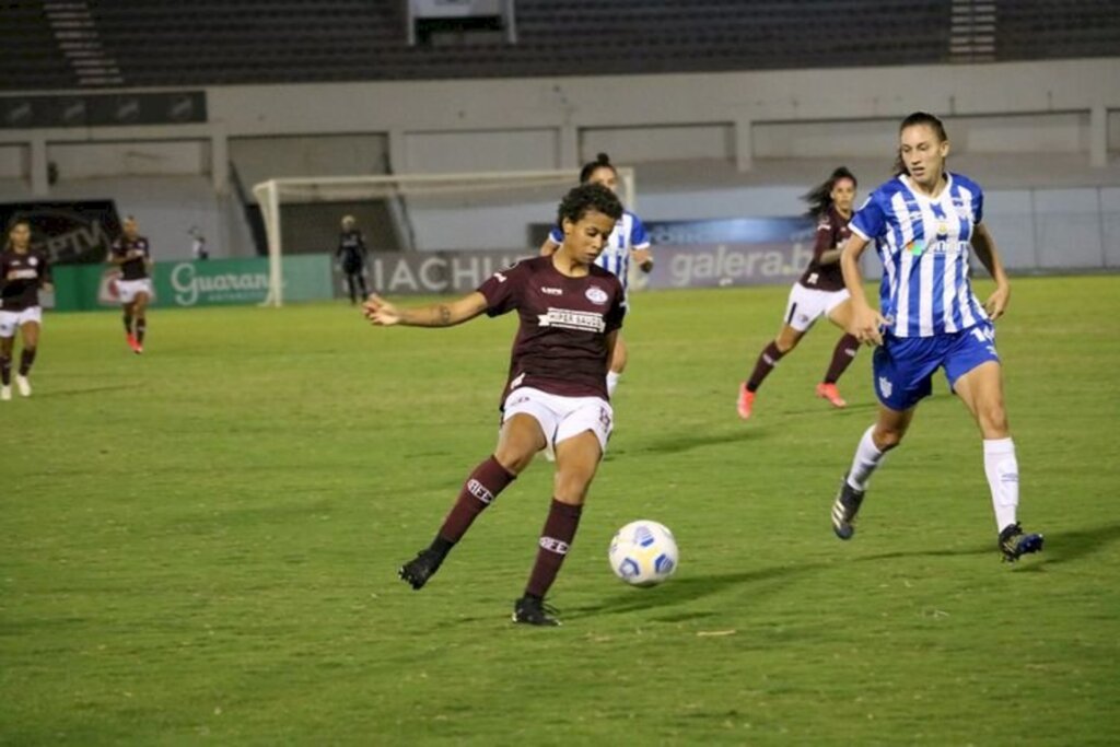 Guerreiras Grenás superam Avaí/Kindermann