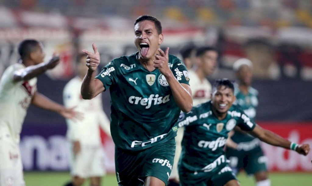 Mesmo com um a menos, Palmeiras inicia Libertadores com triunfo