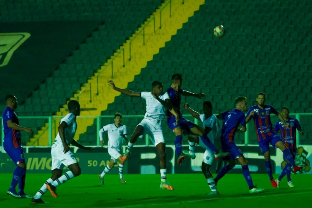 Figueirense empata com o Marcílio Dias e se despede do campeonato estadual