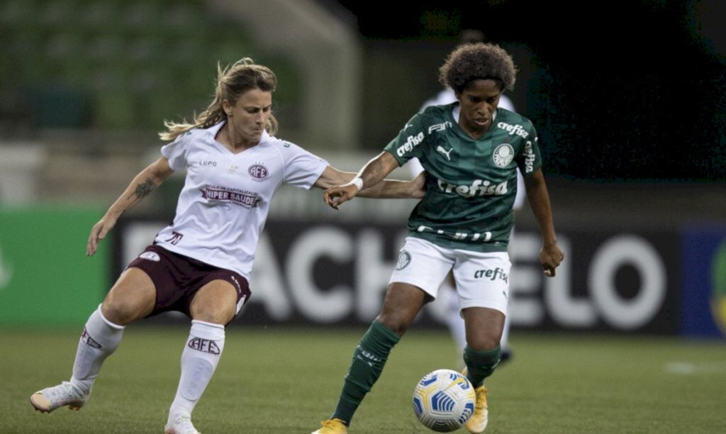 Palmeiras e Ferroviária empatam na estreia do Brasileiro Feminino