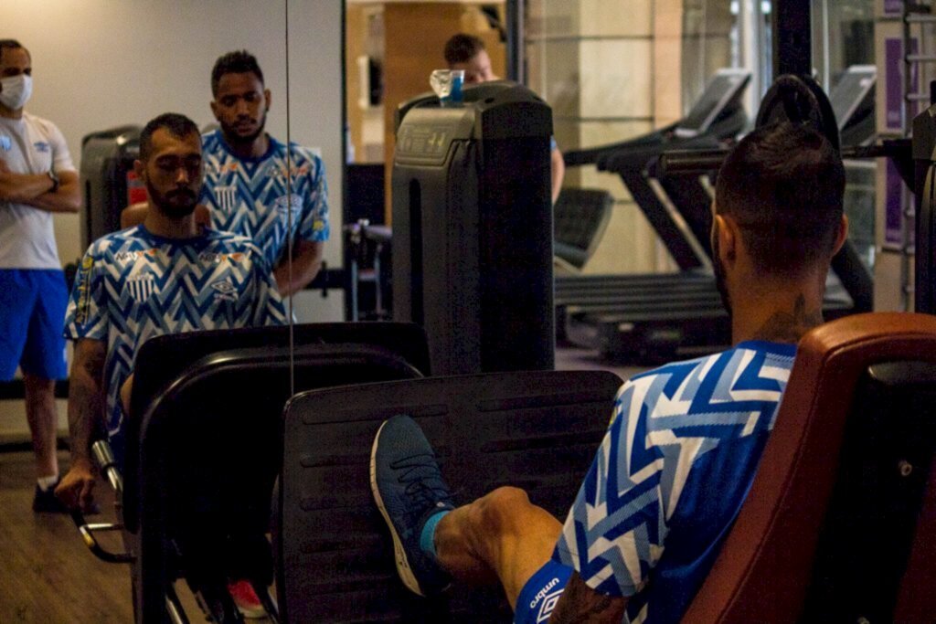 André Palma Ribeiro/Avaí F. C. - Time treinou no hotel onde está hospedado em Belo Horizonte, MG.