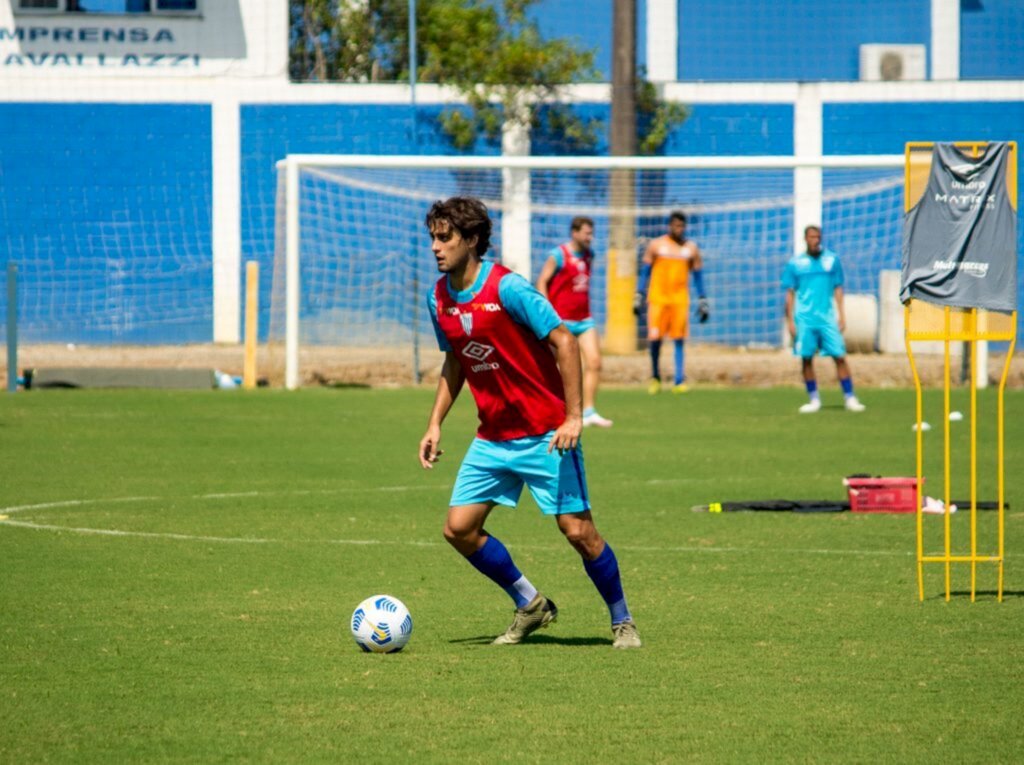 André Palma Ribeiro/Avaí F. C. - Wesley ganhou a vaga deixada por Foguinho no meio-campo. O atleta oriundo da base avaiana quer aproveitar a grande oportunidade