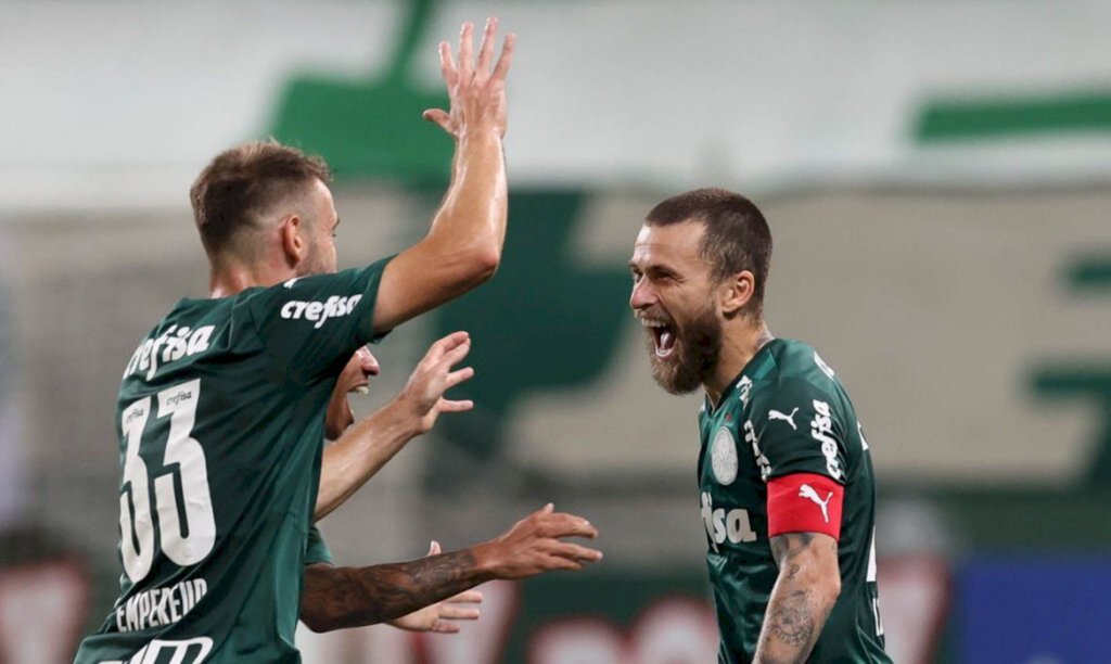 Lucas Lima lidera vitória de reservas do Palmeiras sobre São Caetano