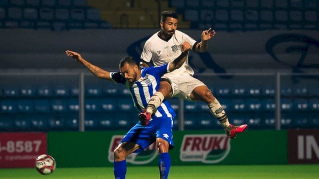 Avaí vence o Figueirense no primeiro clássico da temporada e vira líder do estadual