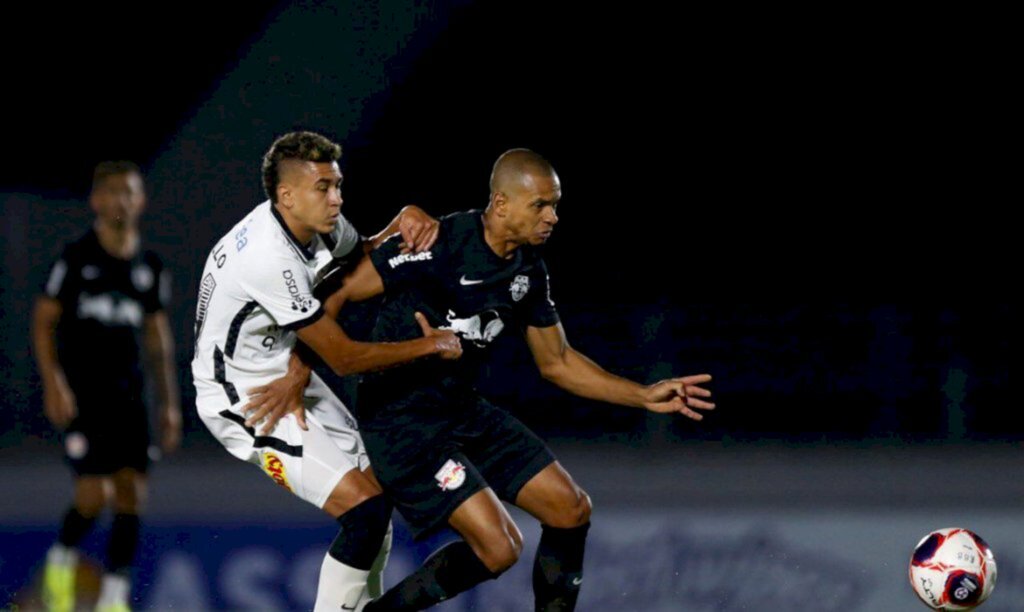 Em jogo com gol anulado, Bragantino e Corinthians não saem do 0 a 0