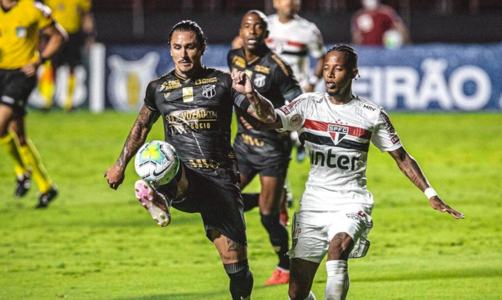 São Paulo e Ceará balançam a rede nos acréscimos e ficam no empate