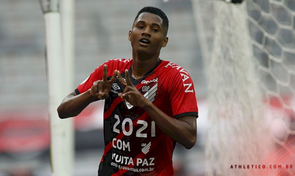 Flamengo perde para Athletico-PR