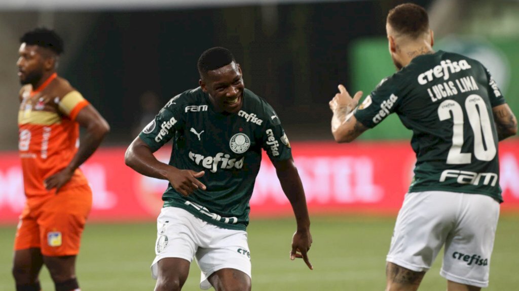 Palmeiras goleia Delfín -EQU por 5 a 0