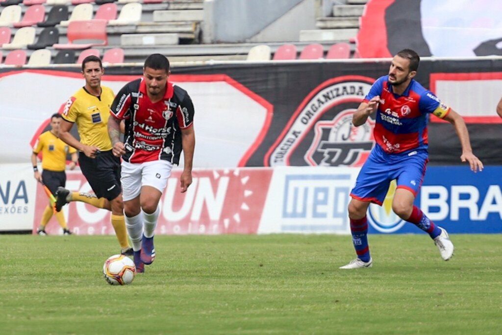 Vitor Forcellini/JEC - Joinville x Marcílio Dias Série D