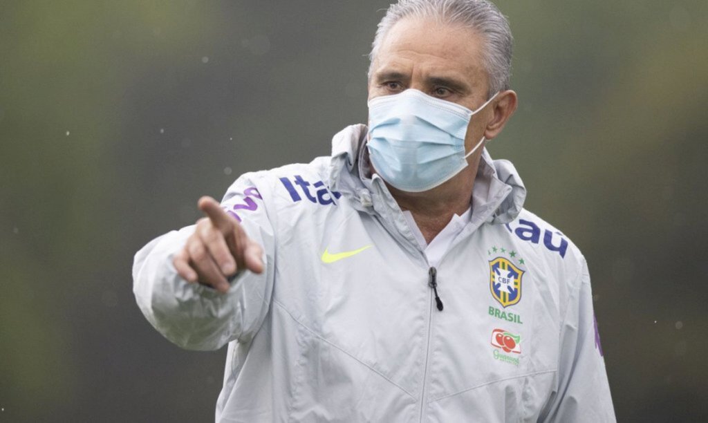 Tite confirma Ederson no gol e explica Firmino na função de Neymar