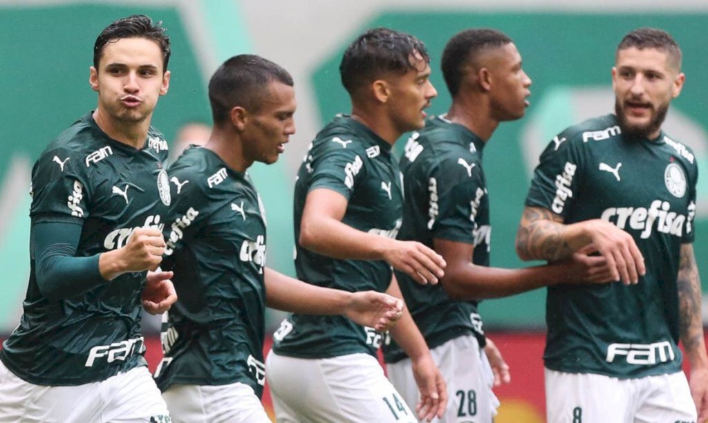 Palmeiras goleia Ceará e encaminha vaga na Copa do Brasil