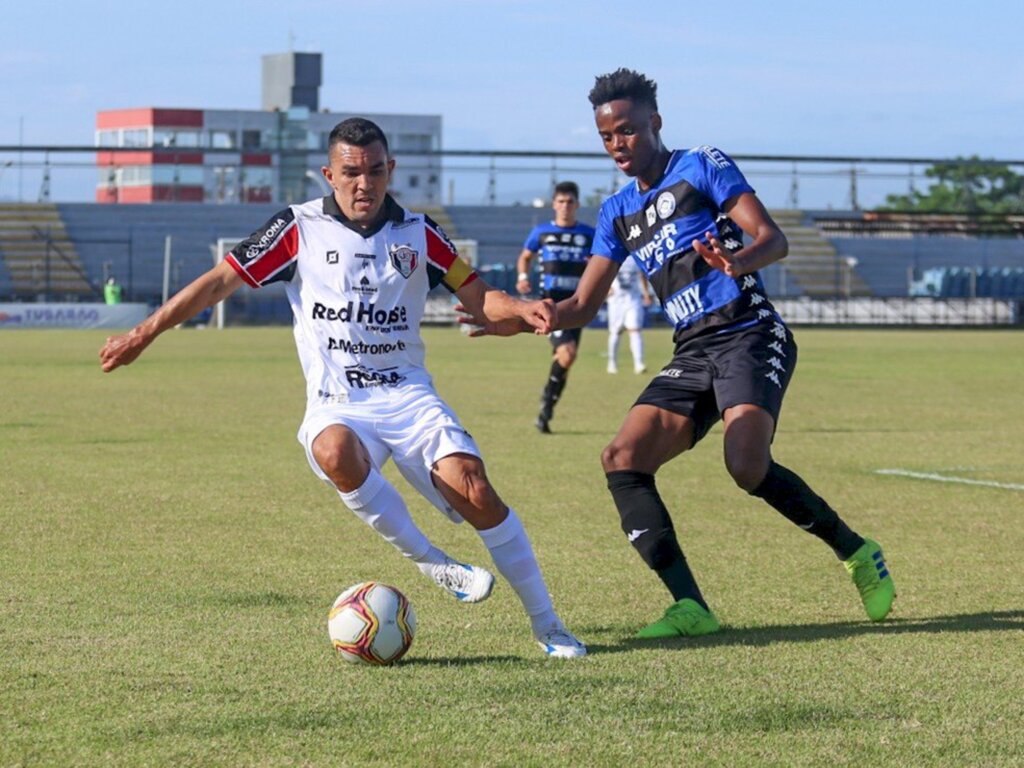 Joinville vence o Tubarão por 1 a 0 com gol nos acréscimos