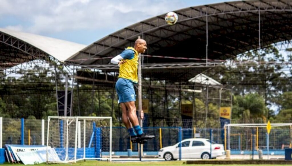 Foto: Leandro Boeira / Avaí FC - Alan Costa prevê jogo difícil contra o Juventude, mas destaca boa fase do Avaí