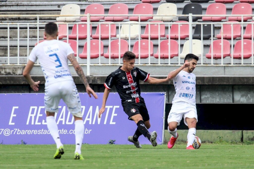  - Joinville x Tubarão: tricolor levou a melhor