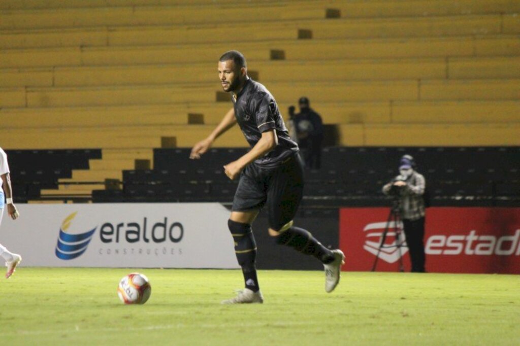 Criciúma vence o Londrina dentro de casa e volta ao G-4