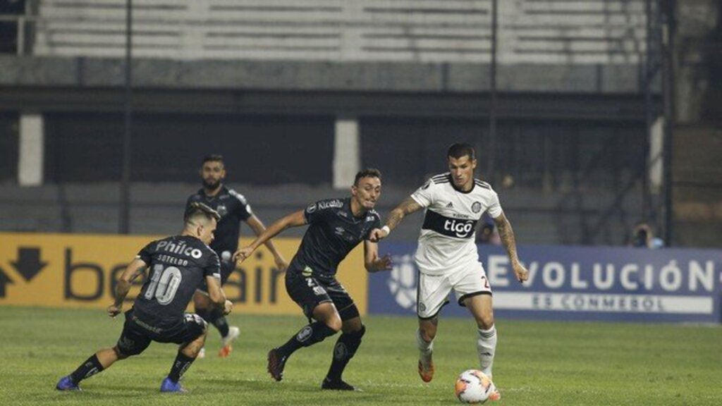 Foto: Staff Images/Conmebol - Olimpia x Santos teve emoções desde o início