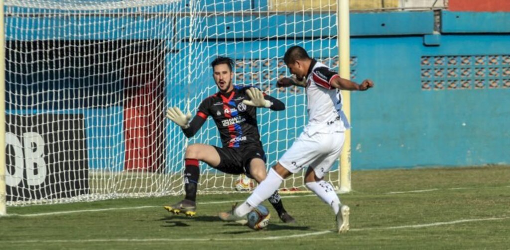 Joinville e Marcílio Dias empatam sem gols em Itajaí