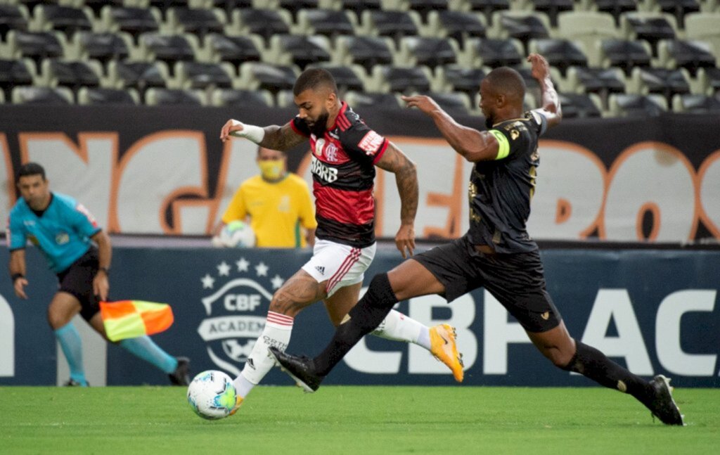 Flamengo perde para o Ceará por 2 a 0 na Arena Castelão