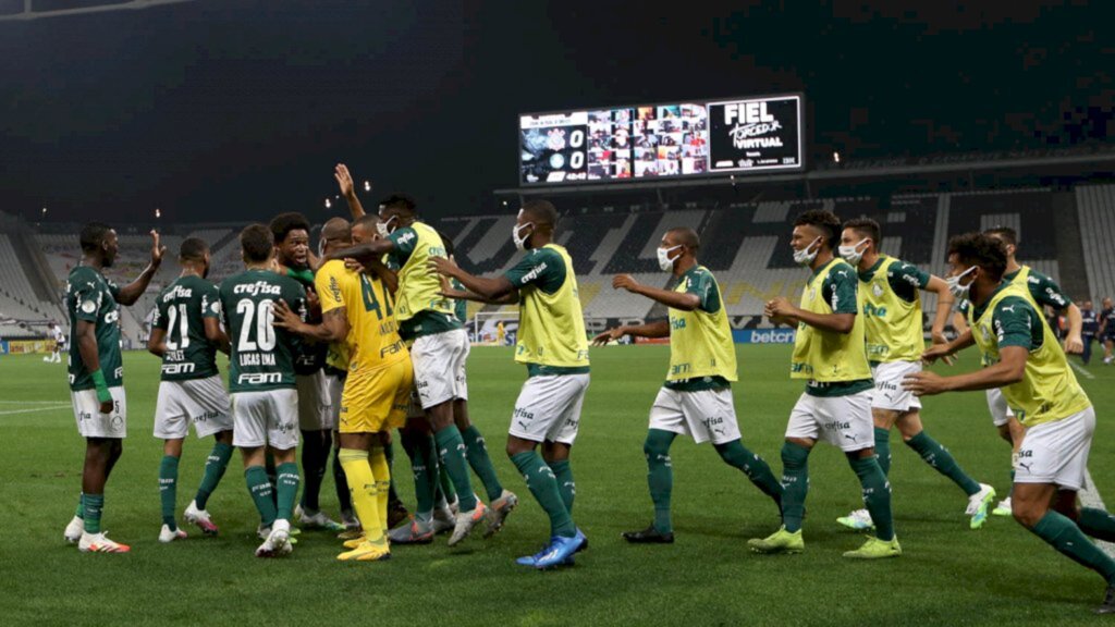 Palmeiras vence o Corinthians por 2 x O