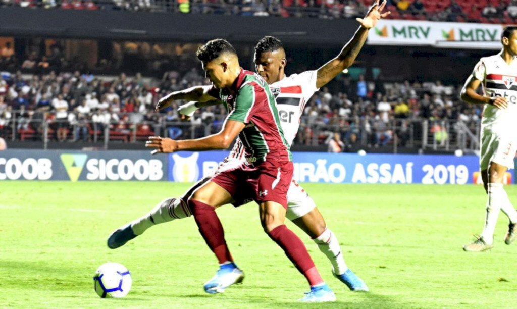 Brasileiro: Fluminense e São Paulo fazem embate de tricolores