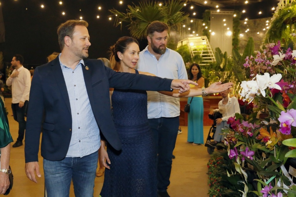Plantas campeãs da Festa das Flores são destaque da exposição