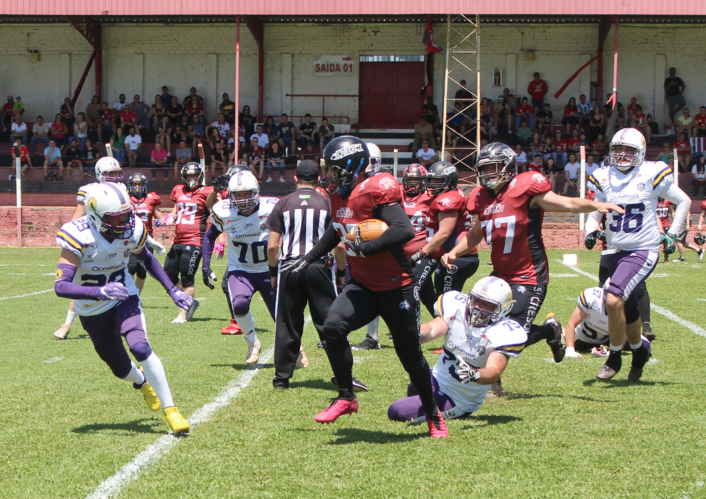 FUTEBOL AMERICANO: São Miguel Indians detona o Gravataí Spartans e sobe na  tabela do Brasileiro