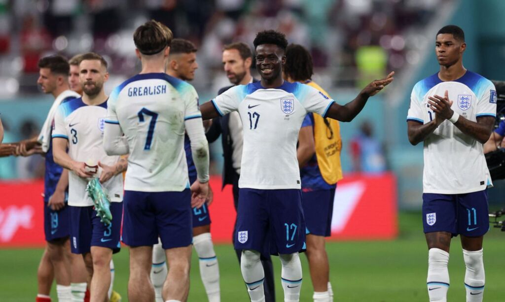 Inglaterra goleia Irã em jogo marcado por protestos na Copa do Catar