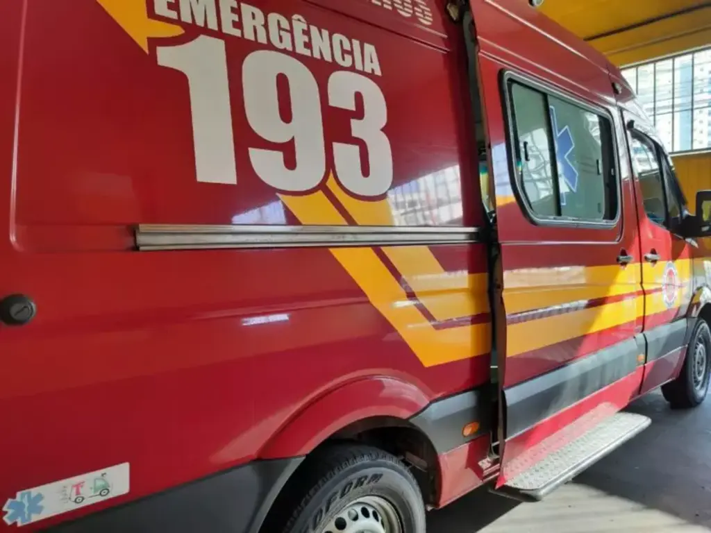 (Imagem divulgação) - Homem é atendido após ser atropelado por motocicleta