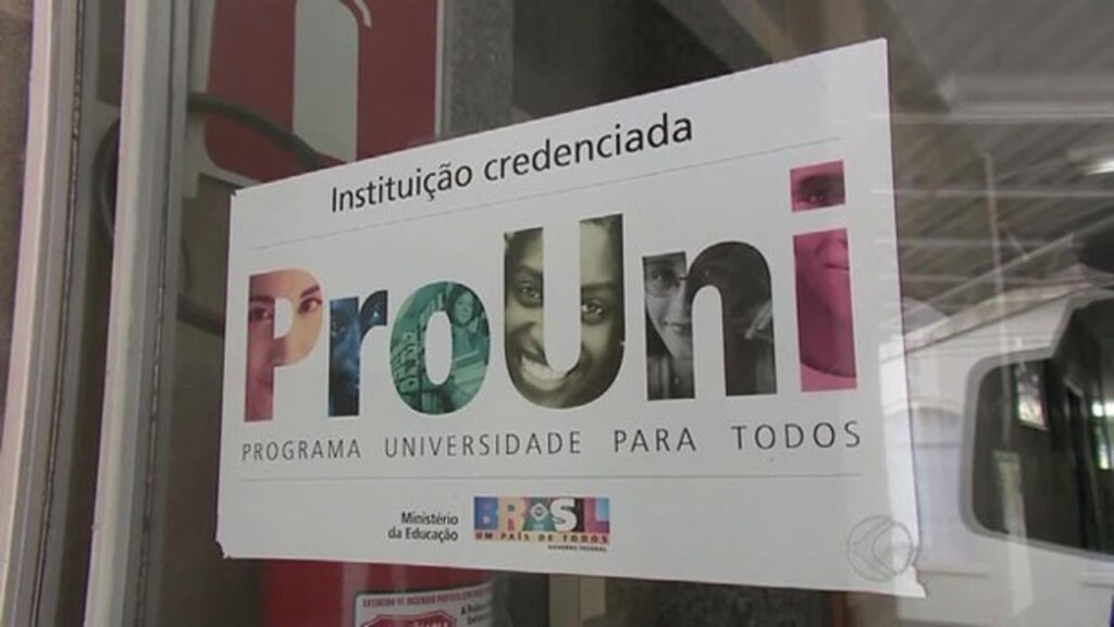 Divulgação - Prouni considera as notas do Enem para conceder bolsas de estudos.