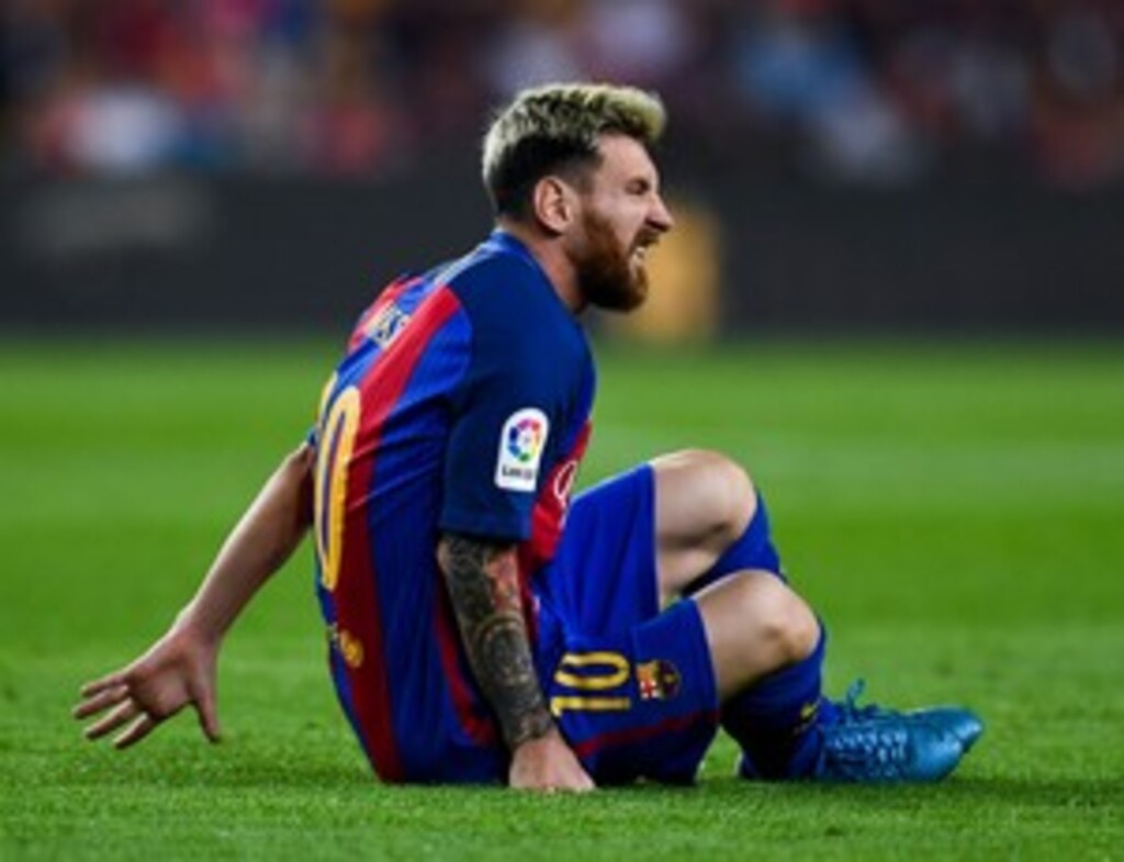 Divulgação - Messi tem lesão na coxa direita