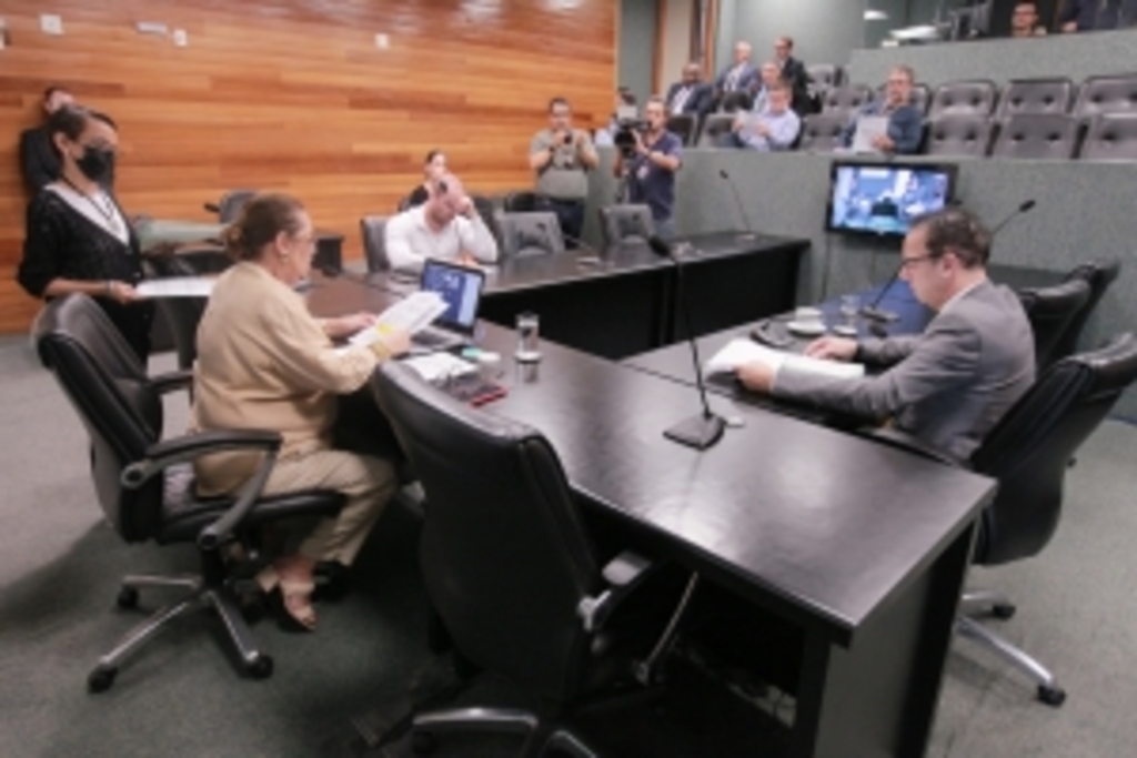 Projeto que veda ridicularização de religiões em SC vai a plenário