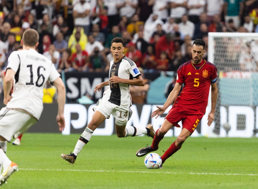 Costa Rica vence Japão e aumenta as chances de classificação da Alemanha