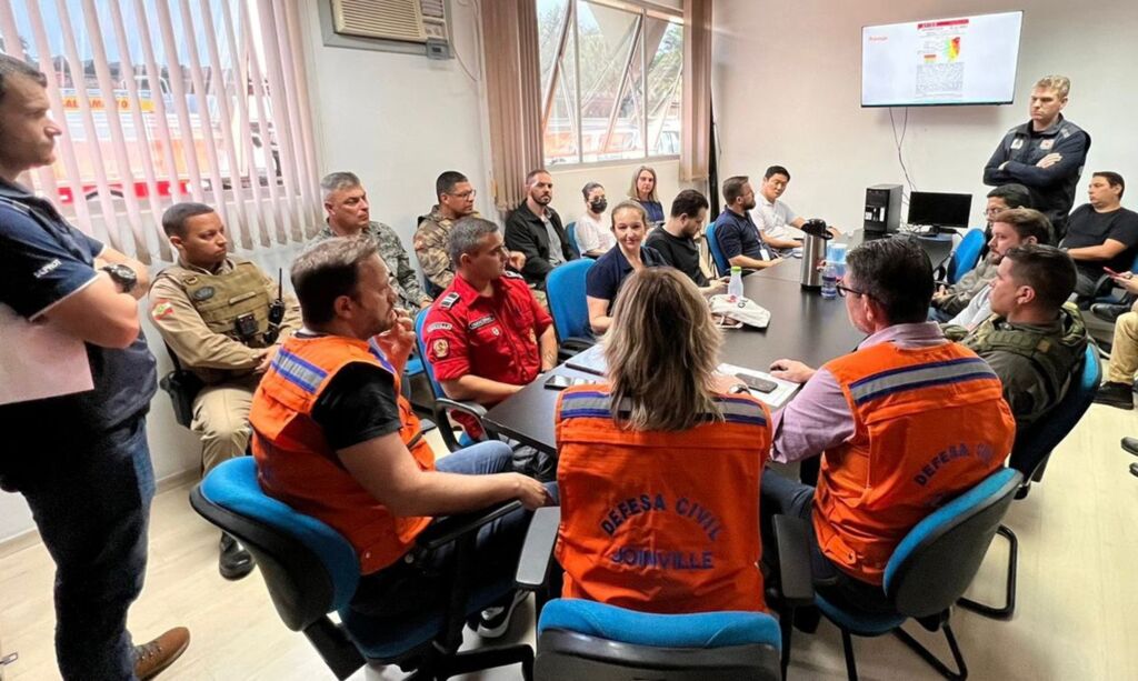 Prefeitura mantém Alerta Vermelho para Joinville em função do volume de chuva