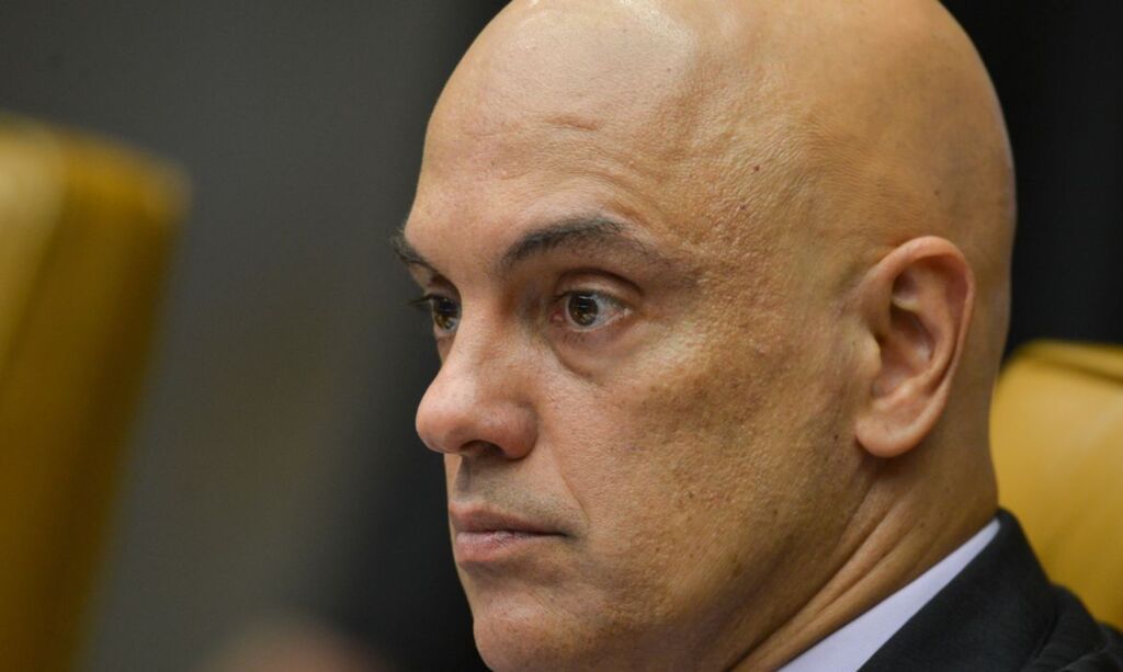 Telegram tem que bloquear perfis, decide Moraes