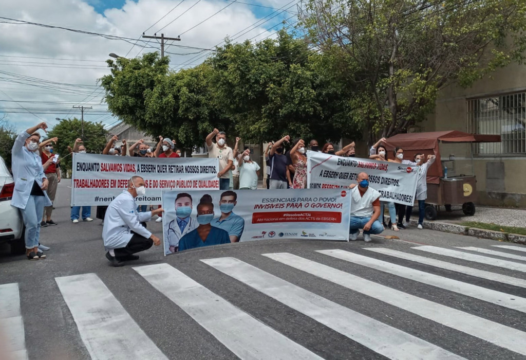 Atos de trabalhadores da Ebserh buscam resolução de acordos coletivos