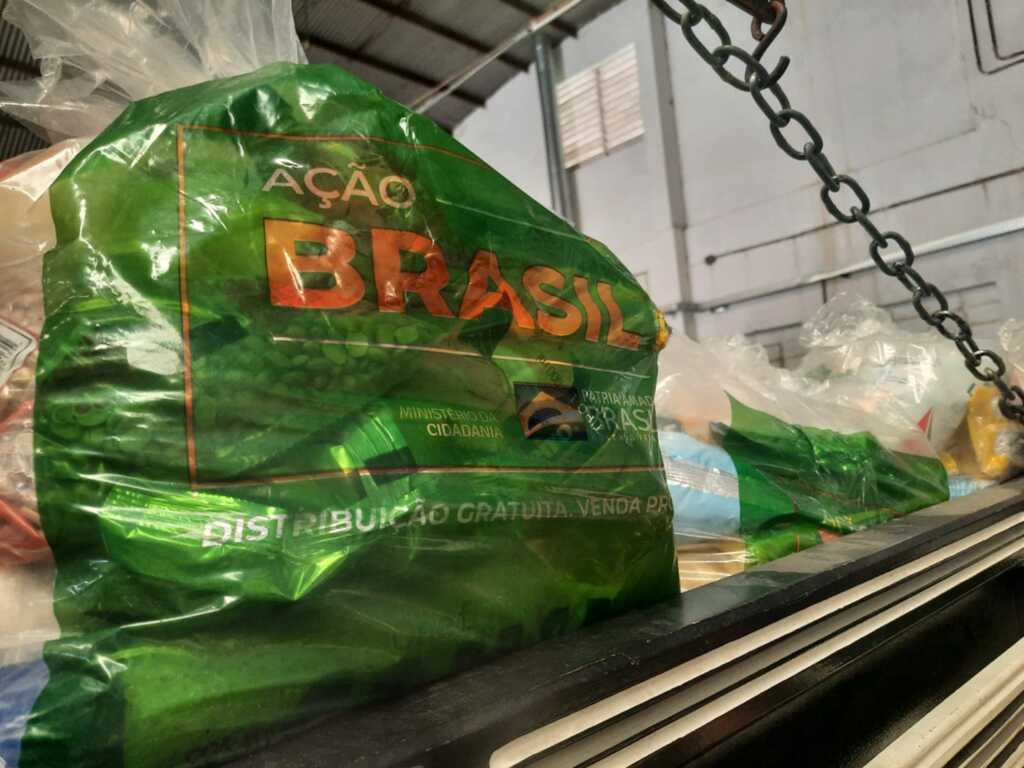 Município recebe cestas de alimentos para famílias quilombolas