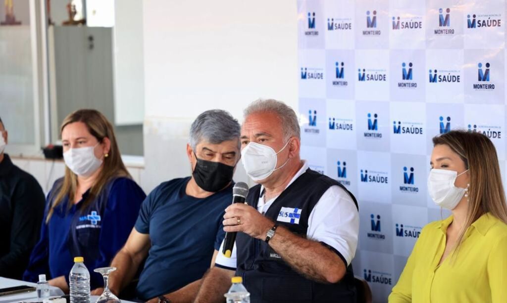 Governo cobra cuidados na vacinação