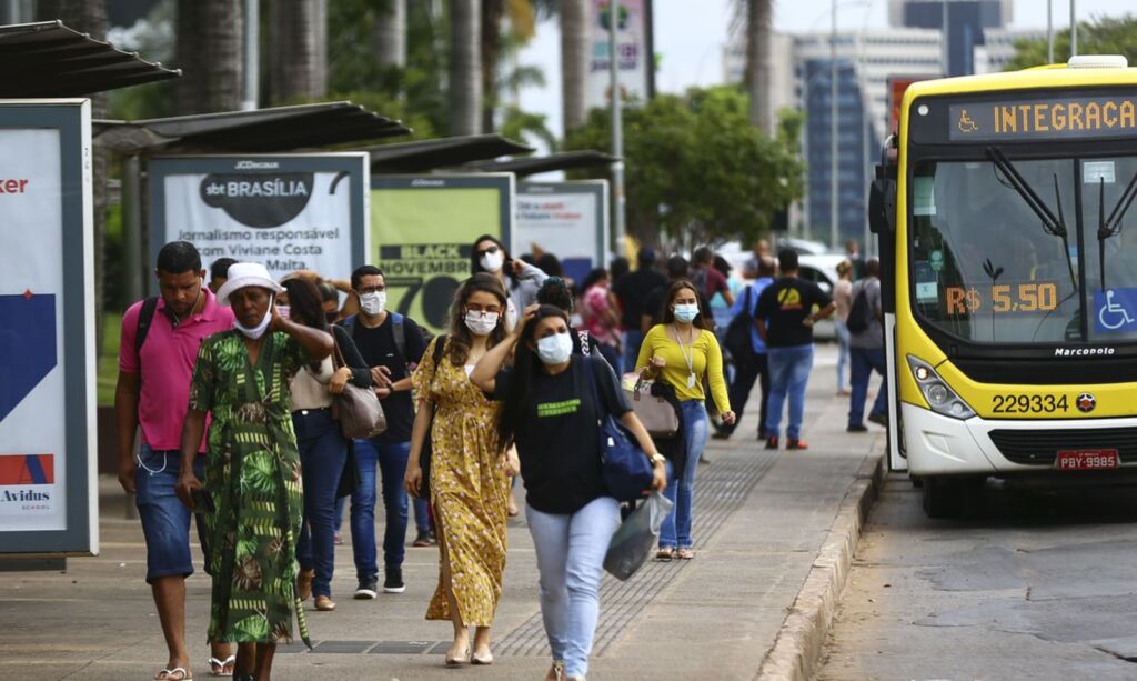 País tem 22,1 milhões de casos de covid-19