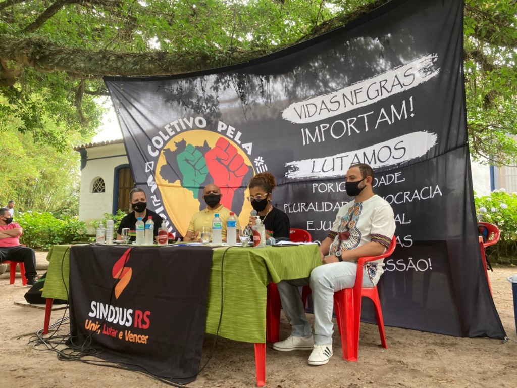 Para refletir o racismo no judiciário