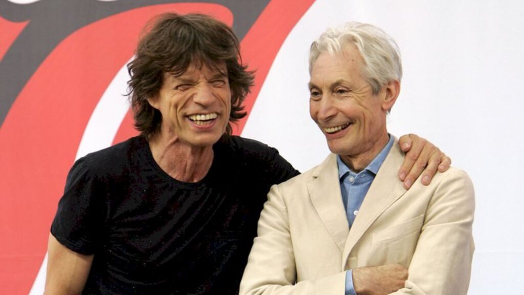 Morte de Charlie Watts completa um ano com homenagem de Mick Jagger