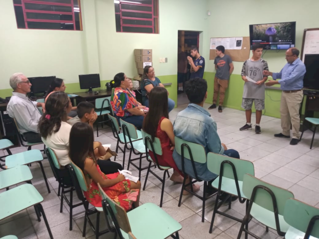 Escola no Imbaá realiza feira de sustentabilidade