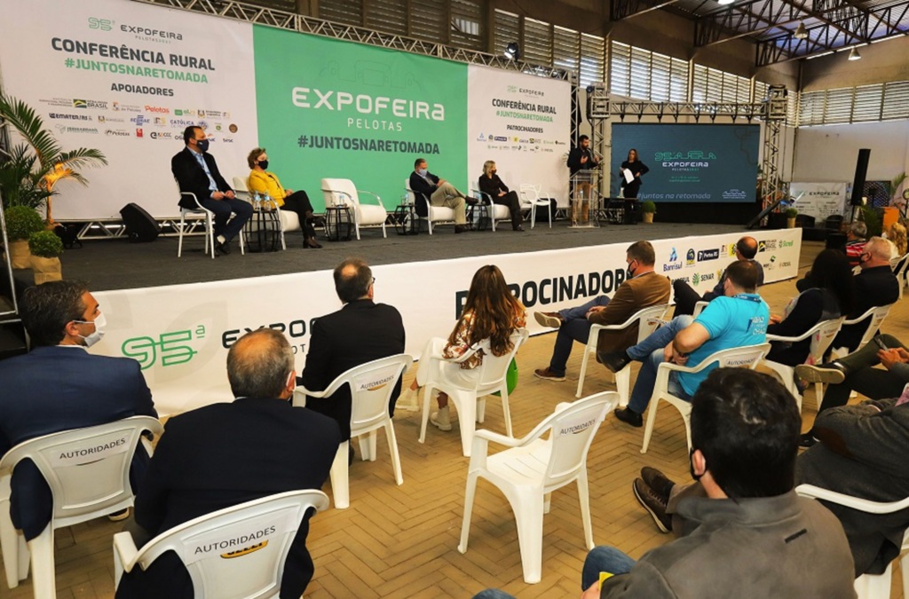 Expofeira é aberta em clima de otimismo