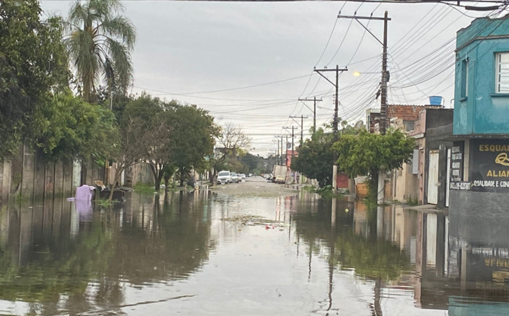 Prefeitura acompanha situação da chuva em Pelotas